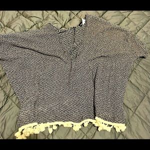 One Size Fits All Woven shirt with Tassels